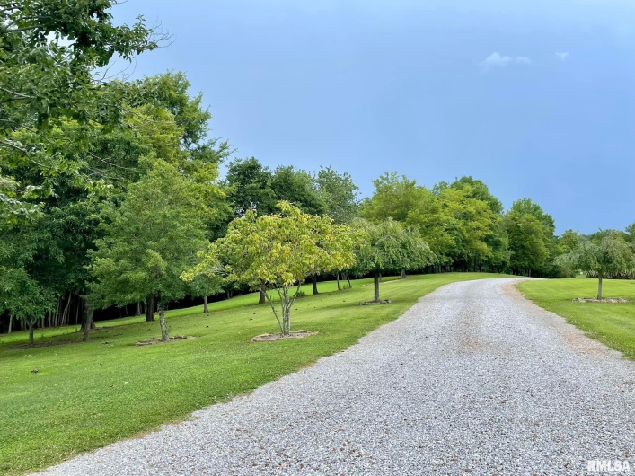 20 Xanders Lane, Golconda, Illinois 62938, 2 Bedrooms Bedrooms, 0 ,2 BathroomsBathrooms,Residential,For Sale,Xanders,0,RMAEB454285