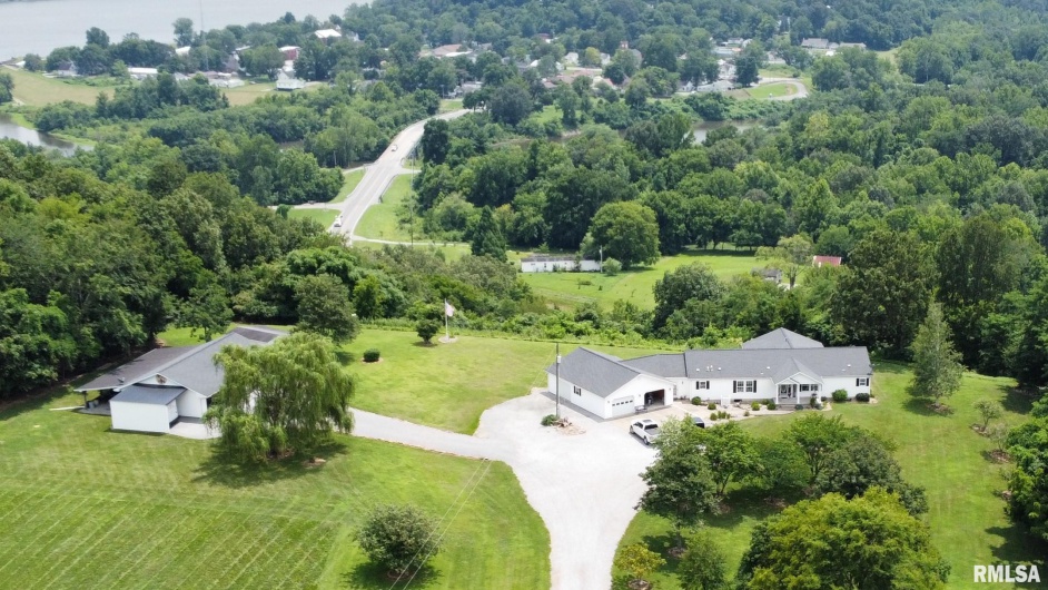 20 Xanders Lane, Golconda, Illinois 62938, 2 Bedrooms Bedrooms, 0 ,2 BathroomsBathrooms,Residential,For Sale,Xanders,0,RMAEB454285