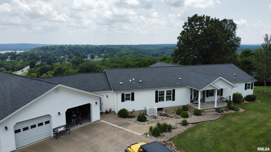 20 Xanders Lane, Golconda, Illinois 62938, 2 Bedrooms Bedrooms, 0 ,2 BathroomsBathrooms,Residential,For Sale,Xanders,0,RMAEB454285