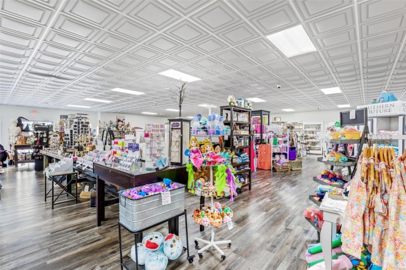 650 Walton Drive, Farmington, Missouri 63640, ,Commercial Sale,For Sale,Walton,MAR24044047