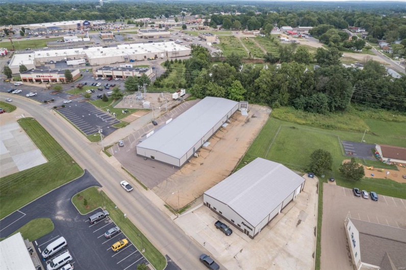 650 Walton Drive, Farmington, Missouri 63640, ,Commercial Sale,For Sale,Walton,MAR24044047