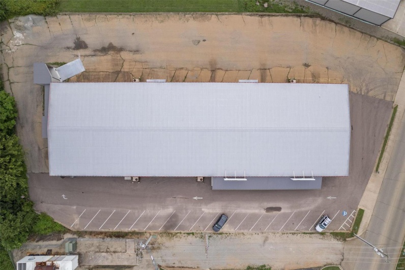 650 Walton Drive, Farmington, Missouri 63640, ,Commercial Sale,For Sale,Walton,MAR24044047