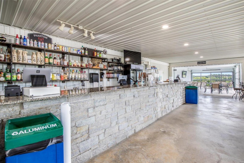 6470 Highway F, Farmington, Missouri 63640, ,Commercial Sale,For Sale,Highway F,MAR24044968