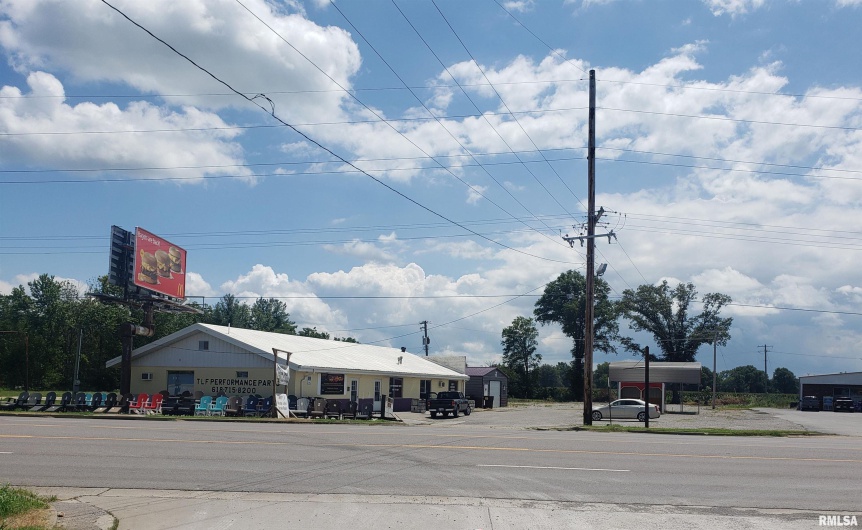 1215 US Hwy 45 N Highway, Eldorado, Illinois 62930, 0 , 0 ,0,Commercial Sale,For Sale,US Hwy 45 N,0,RMAEB454540