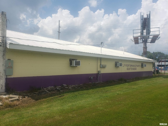 1215 US Hwy 45 N Highway, Eldorado, Illinois 62930, 0 , 0 ,0,Commercial Sale,For Sale,US Hwy 45 N,0,RMAEB454540