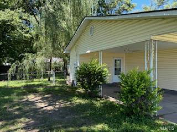 507 Railroad, Matthews, Missouri 63867, 2 Bedrooms Bedrooms, 7 Rooms Rooms,1 BathroomBathrooms,Residential,For Sale,Railroad,MAR24038942