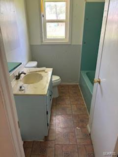 507 Railroad, Matthews, Missouri 63867, 2 Bedrooms Bedrooms, 7 Rooms Rooms,1 BathroomBathrooms,Residential,For Sale,Railroad,MAR24038942