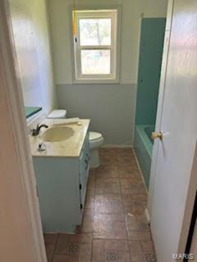 507 Railroad, Matthews, Missouri 63867, 2 Bedrooms Bedrooms, 7 Rooms Rooms,1 BathroomBathrooms,Residential,For Sale,Railroad,MAR24038942