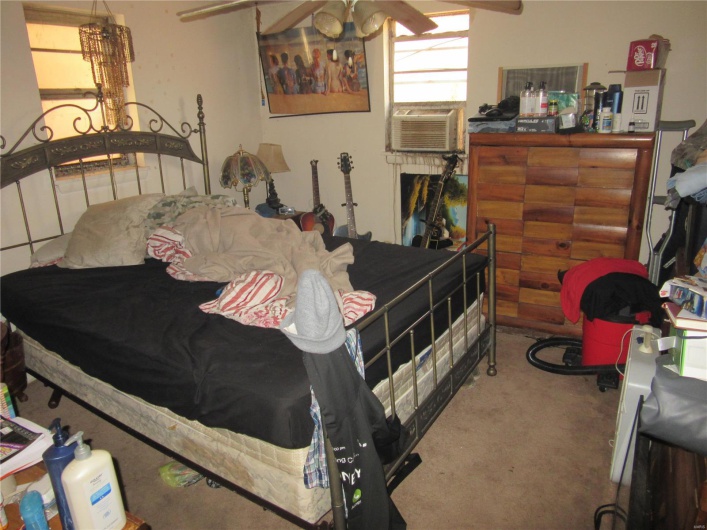 1601 Wallace, Poplar Bluff, Missouri 63901, 2 Bedrooms Bedrooms, 4 Rooms Rooms,1 BathroomBathrooms,Residential,For Sale,Wallace,MAR23074667