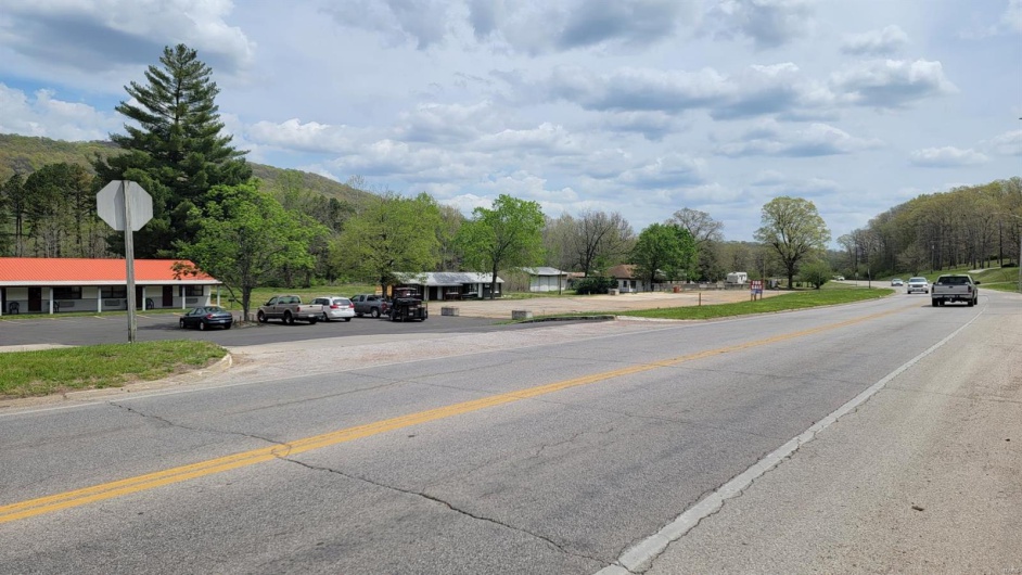 1307 Hwy 21, Ironton, Missouri 63650, ,Commercial Sale,For Sale,Hwy 21,MAR24020750