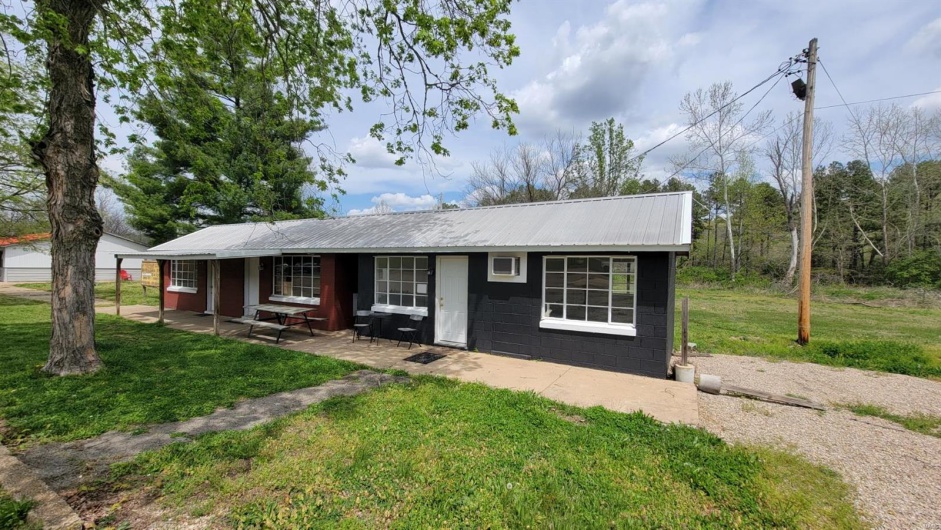 1307 Hwy 21, Ironton, Missouri 63650, ,Commercial Sale,For Sale,Hwy 21,MAR24020750