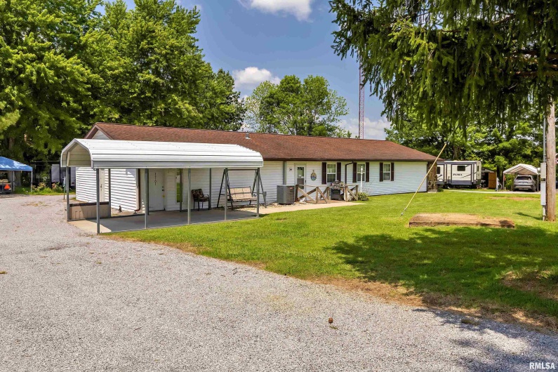 1761 MARINA Road, Murphysboro, Illinois 62966, 0 , 0 ,0,Commercial Sale,For Sale,MARINA,0,RMAEB454608