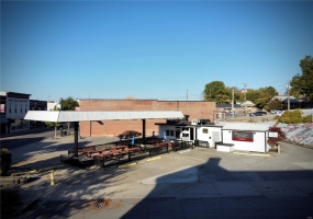 600 Broadway Street, Cape Girardeau, Missouri 63701, ,Commercial Sale,For Sale,Broadway,MAR22068952