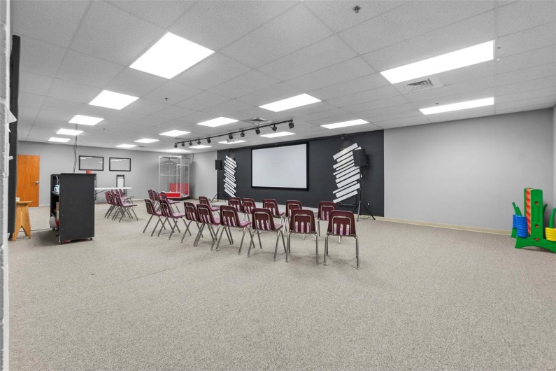 720 Bertling Street, Cape Girardeau, Missouri 63701, ,Commercial Sale,For Sale,Bertling,MAR24047921