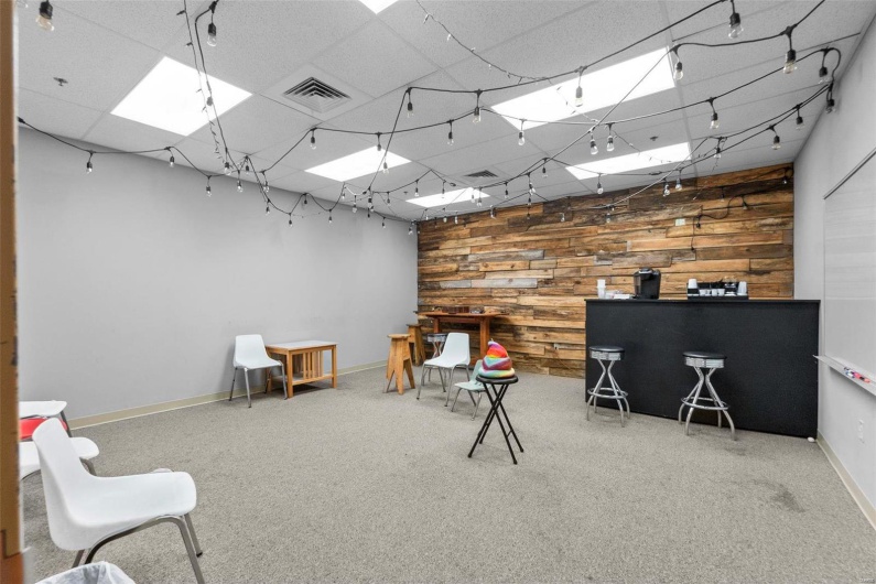 720 Bertling Street, Cape Girardeau, Missouri 63701, ,Commercial Sale,For Sale,Bertling,MAR24047921