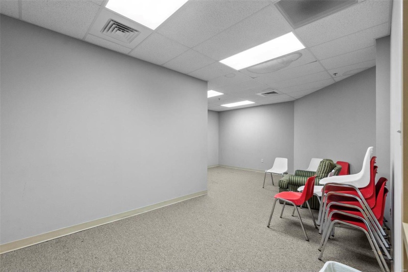 720 Bertling Street, Cape Girardeau, Missouri 63701, ,Commercial Sale,For Sale,Bertling,MAR24047921