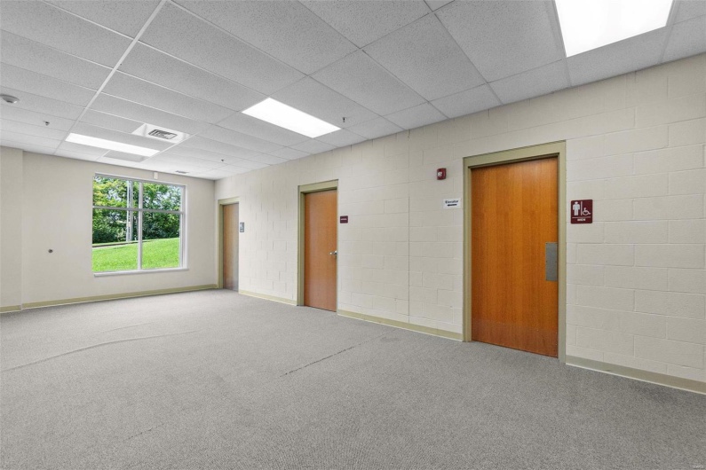 720 Bertling Street, Cape Girardeau, Missouri 63701, ,Commercial Sale,For Sale,Bertling,MAR24047921