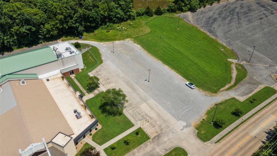 720 Bertling Street, Cape Girardeau, Missouri 63701, ,Commercial Sale,For Sale,Bertling,MAR24047921
