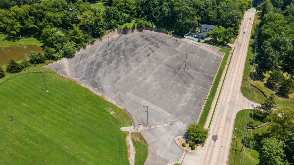720 Bertling Street, Cape Girardeau, Missouri 63701, ,Commercial Sale,For Sale,Bertling,MAR24047921