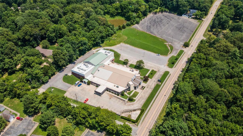 720 Bertling Street, Cape Girardeau, Missouri 63701, ,Commercial Sale,For Sale,Bertling,MAR24047921