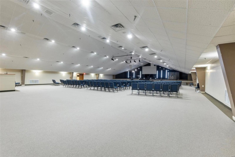 720 Bertling Street, Cape Girardeau, Missouri 63701, ,Commercial Sale,For Sale,Bertling,MAR24047921