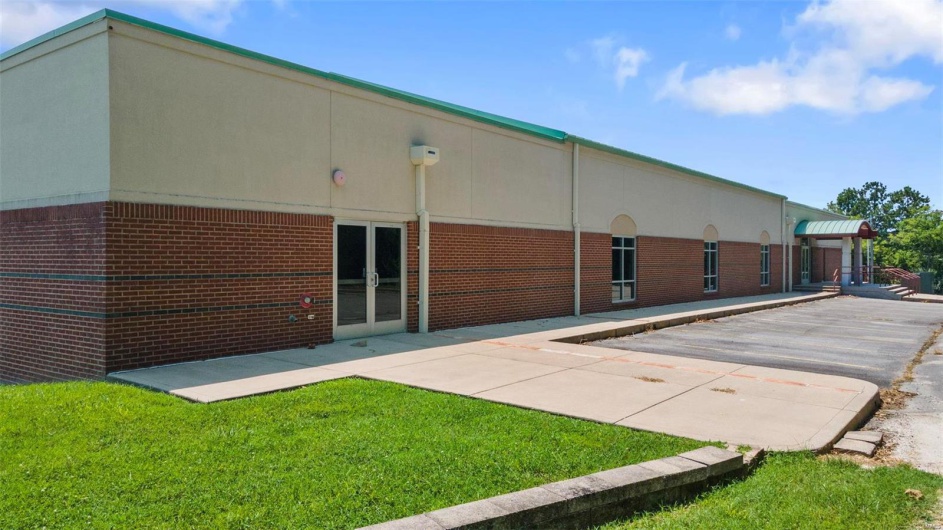 720 Bertling Street, Cape Girardeau, Missouri 63701, ,Commercial Sale,For Sale,Bertling,MAR24047921