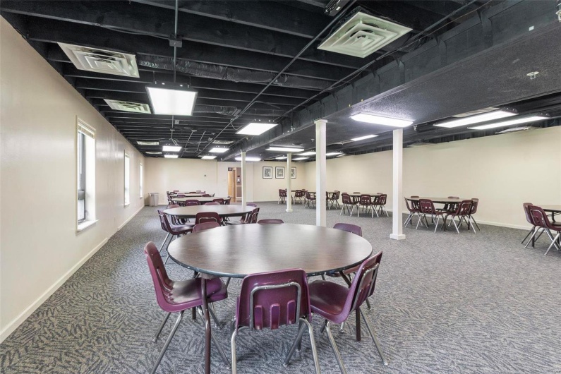 720 Bertling Street, Cape Girardeau, Missouri 63701, ,Commercial Sale,For Sale,Bertling,MAR24047921