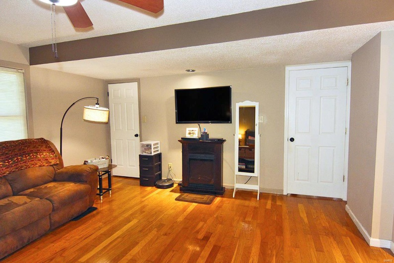 2110 Bainbridge Road, Jackson, Missouri 63755, 4 Bedrooms Bedrooms, 10 Rooms Rooms,3 BathroomsBathrooms,Residential,For Sale,Bainbridge,MAR24046732