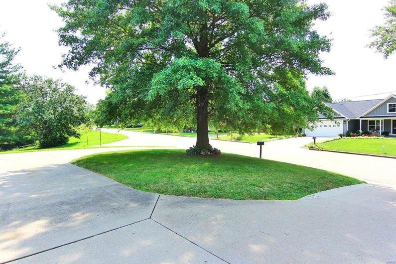circle driveway