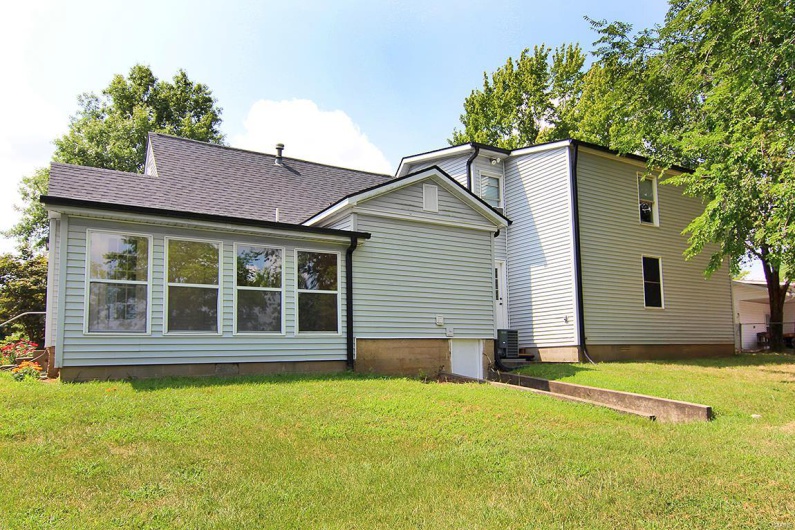 2110 Bainbridge Road, Jackson, Missouri 63755, 4 Bedrooms Bedrooms, 10 Rooms Rooms,3 BathroomsBathrooms,Residential,For Sale,Bainbridge,MAR24046732