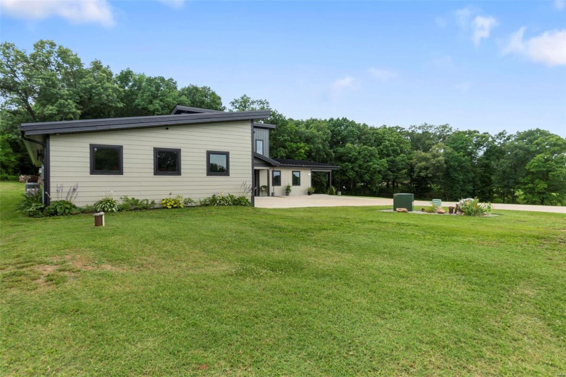 173 Tate Ridge, Cape Girardeau, Missouri 63701, 4 Bedrooms Bedrooms, 6 Rooms Rooms,4 BathroomsBathrooms,Residential,For Sale,Tate Ridge,MAR24048465
