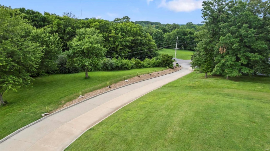 173 Tate Ridge, Cape Girardeau, Missouri 63701, 4 Bedrooms Bedrooms, 6 Rooms Rooms,4 BathroomsBathrooms,Residential,For Sale,Tate Ridge,MAR24048465