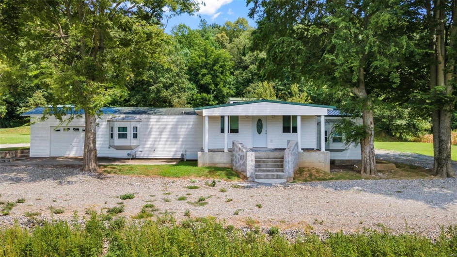 10912 State Highway 77, Chaffee, Missouri 63740, 5 Bedrooms Bedrooms, 6 Rooms Rooms,3 BathroomsBathrooms,Residential,For Sale,State Highway 77,MAR24048731