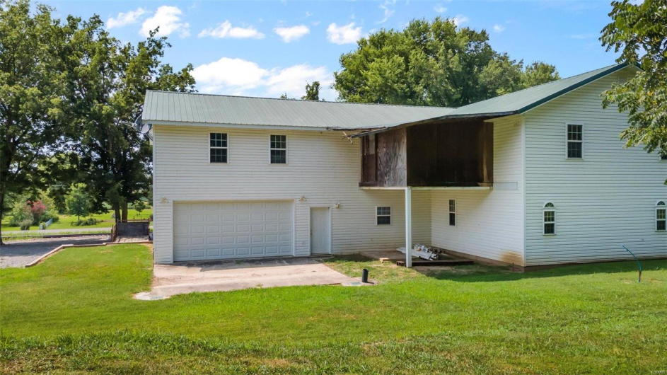 10912 State Highway 77, Chaffee, Missouri 63740, 5 Bedrooms Bedrooms, 6 Rooms Rooms,3 BathroomsBathrooms,Residential,For Sale,State Highway 77,MAR24048731