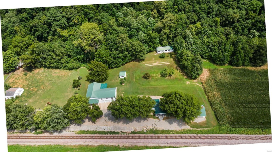 10912 State Highway 77, Chaffee, Missouri 63740, 5 Bedrooms Bedrooms, 6 Rooms Rooms,3 BathroomsBathrooms,Residential,For Sale,State Highway 77,MAR24048731