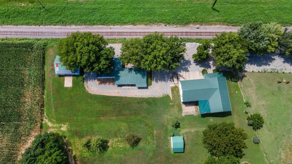 10912 State Highway 77, Chaffee, Missouri 63740, 5 Bedrooms Bedrooms, 6 Rooms Rooms,3 BathroomsBathrooms,Residential,For Sale,State Highway 77,MAR24048731