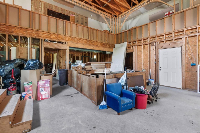 10912 State Highway 77, Chaffee, Missouri 63740, 5 Bedrooms Bedrooms, 6 Rooms Rooms,3 BathroomsBathrooms,Residential,For Sale,State Highway 77,MAR24048731