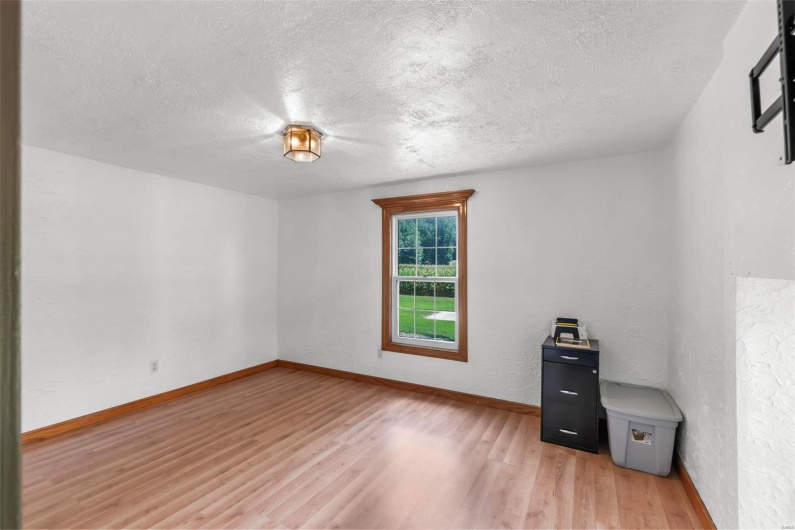10912 State Highway 77, Chaffee, Missouri 63740, 5 Bedrooms Bedrooms, 6 Rooms Rooms,3 BathroomsBathrooms,Residential,For Sale,State Highway 77,MAR24048731