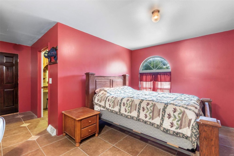 10912 State Highway 77, Chaffee, Missouri 63740, 5 Bedrooms Bedrooms, 6 Rooms Rooms,3 BathroomsBathrooms,Residential,For Sale,State Highway 77,MAR24048731