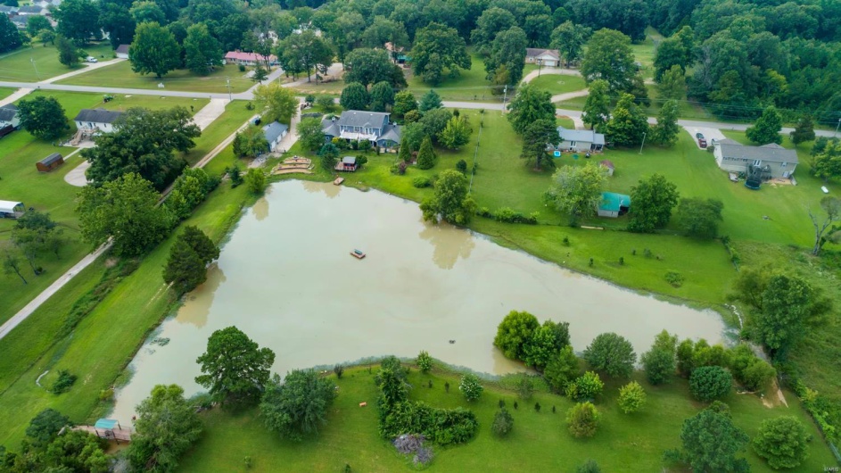 547 County Road 448, Poplar Bluff, Missouri 63901, 5 Bedrooms Bedrooms, 10 Rooms Rooms,4 BathroomsBathrooms,Residential,For Sale,County Road 448,MAR24043174