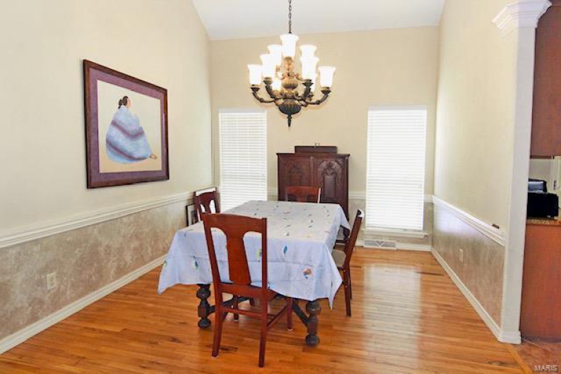 2062 Concord Place, Cape Girardeau, Missouri 63701, 4 Bedrooms Bedrooms, 9 Rooms Rooms,4 BathroomsBathrooms,Residential,For Sale,Concord,MAR24023382