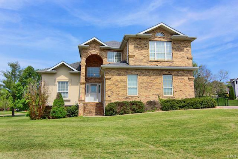 2062 Concord Place, Cape Girardeau, Missouri 63701, 4 Bedrooms Bedrooms, 9 Rooms Rooms,4 BathroomsBathrooms,Residential,For Sale,Concord,MAR24023382