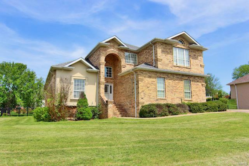 2062 Concord Place, Cape Girardeau, Missouri 63701, 4 Bedrooms Bedrooms, 9 Rooms Rooms,4 BathroomsBathrooms,Residential,For Sale,Concord,MAR24023382