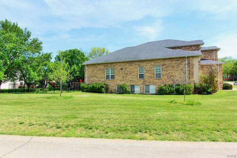 2062 Concord Place, Cape Girardeau, Missouri 63701, 4 Bedrooms Bedrooms, 9 Rooms Rooms,4 BathroomsBathrooms,Residential,For Sale,Concord,MAR24023382