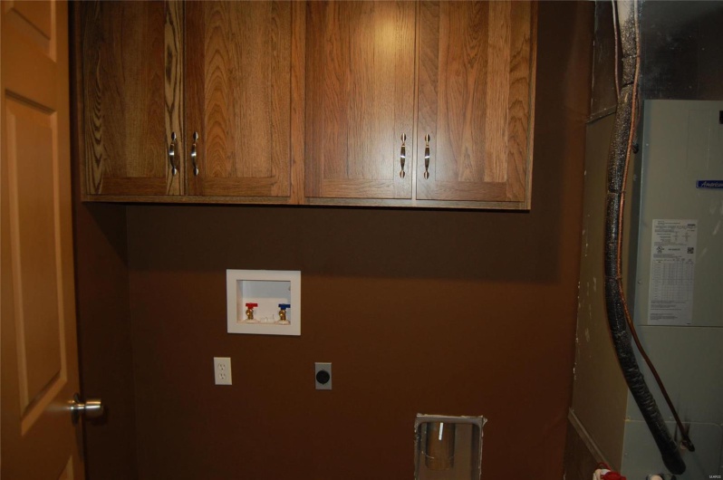 120 Mayson Lane, Poplar Bluff, Missouri 63901, 3 Bedrooms Bedrooms, 6 Rooms Rooms,2 BathroomsBathrooms,Residential,For Sale,Mayson,MAR23064019