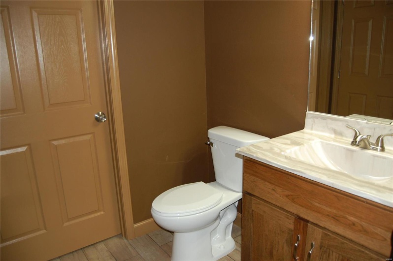 120 Mayson Lane, Poplar Bluff, Missouri 63901, 3 Bedrooms Bedrooms, 6 Rooms Rooms,2 BathroomsBathrooms,Residential,For Sale,Mayson,MAR23064019