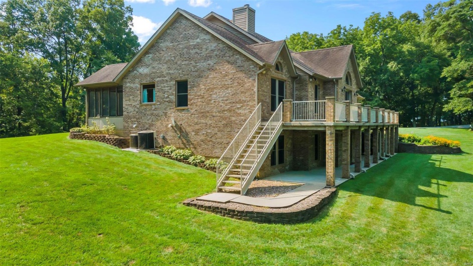304 Timberlake Lane, Cape Girardeau, Missouri 63701, 5 Bedrooms Bedrooms, 13 Rooms Rooms,3 BathroomsBathrooms,Residential,For Sale,Timberlake,MAR24049670