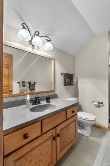304 Timberlake Lane, Cape Girardeau, Missouri 63701, 5 Bedrooms Bedrooms, 13 Rooms Rooms,3 BathroomsBathrooms,Residential,For Sale,Timberlake,MAR24049670