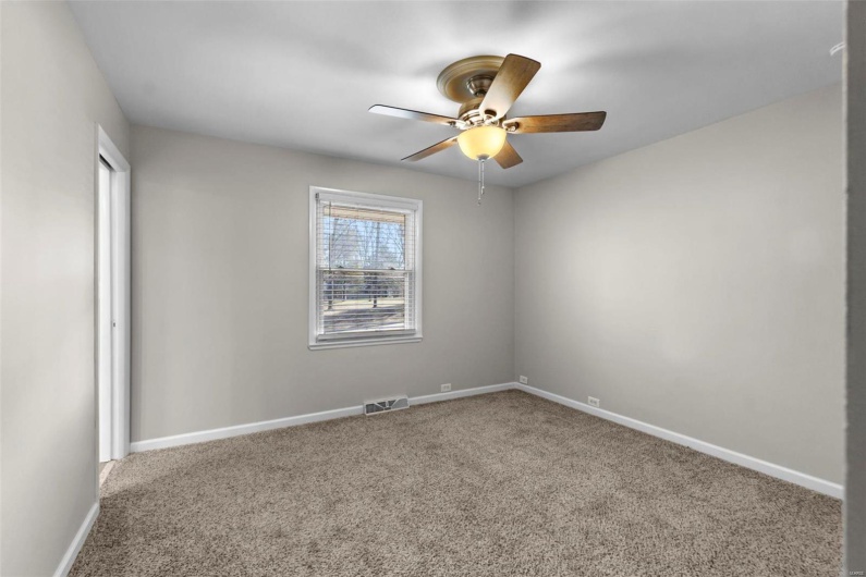1331 Cape Rock Drive, Cape Girardeau, Missouri 63701, 3 Bedrooms Bedrooms, 6 Rooms Rooms,3 BathroomsBathrooms,Residential,For Sale,Cape Rock,MAR24033410