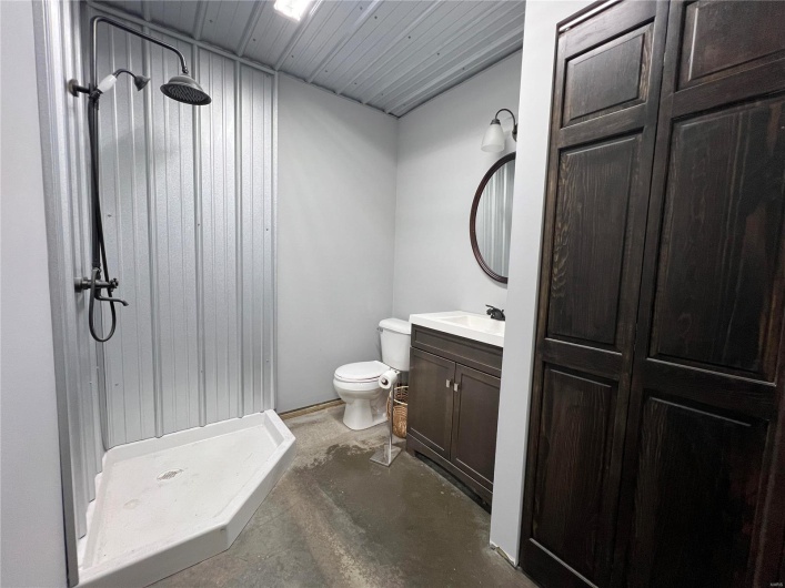 700 Kingshighway Street, Perryville, Missouri 63775, ,Commercial Sale,For Sale,Kingshighway,MAR24049770